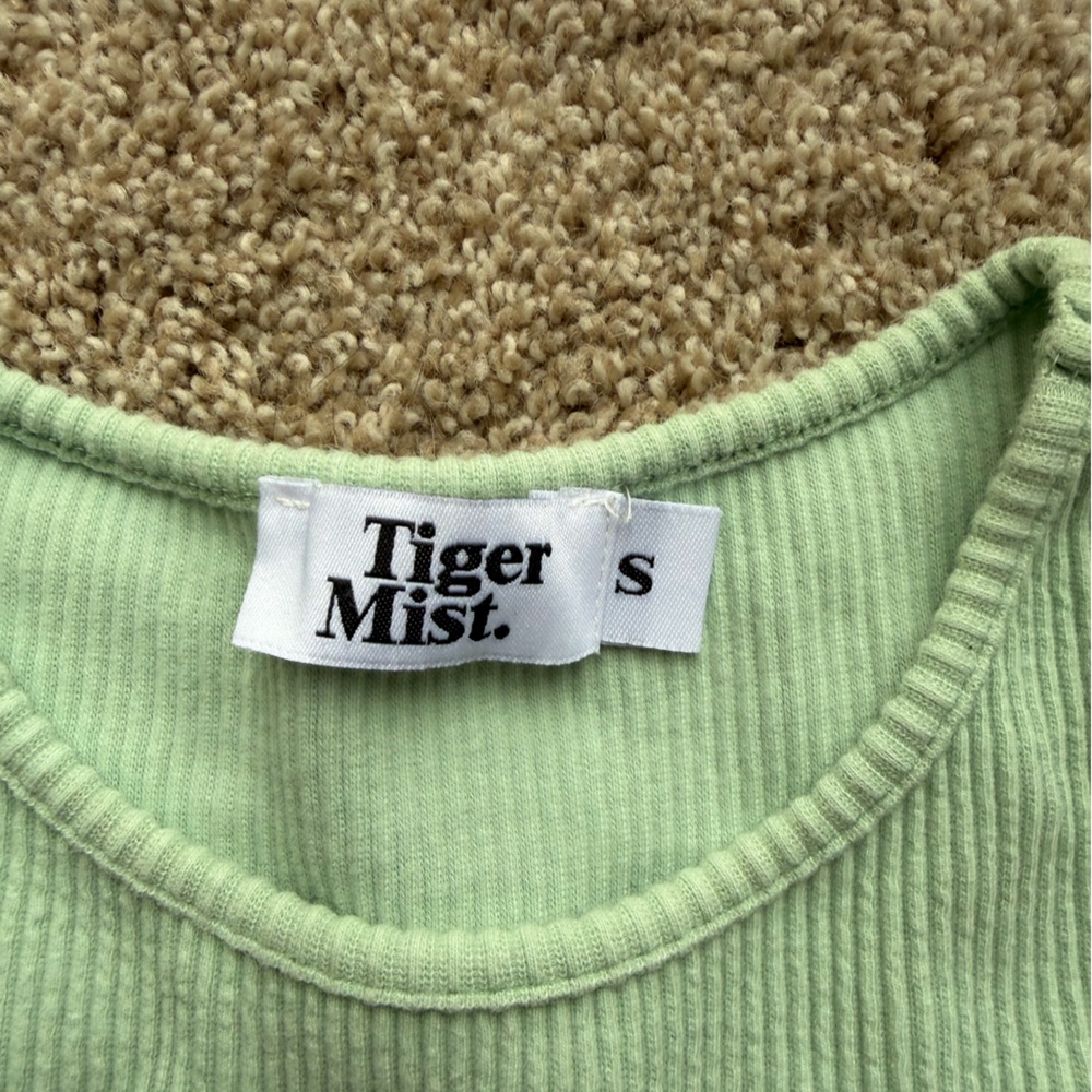 Tiger Mist Light Green Ribbed Tee - Picture 3 of 3